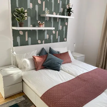 Birdie 3-bdr Apartament